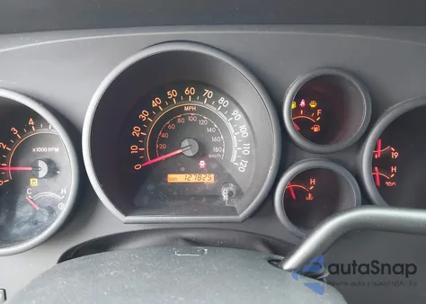 2010 Toyota Tundra Grade 5.7L V8 z USA, uszkodzony, nr VIN 5TFRY5F12AX074204